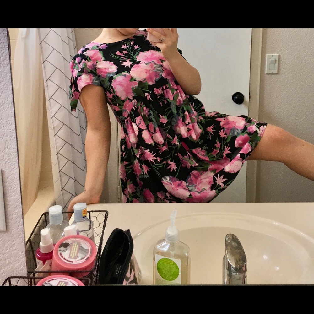 Pussycat London Floral Dress - Picture 5 of 5